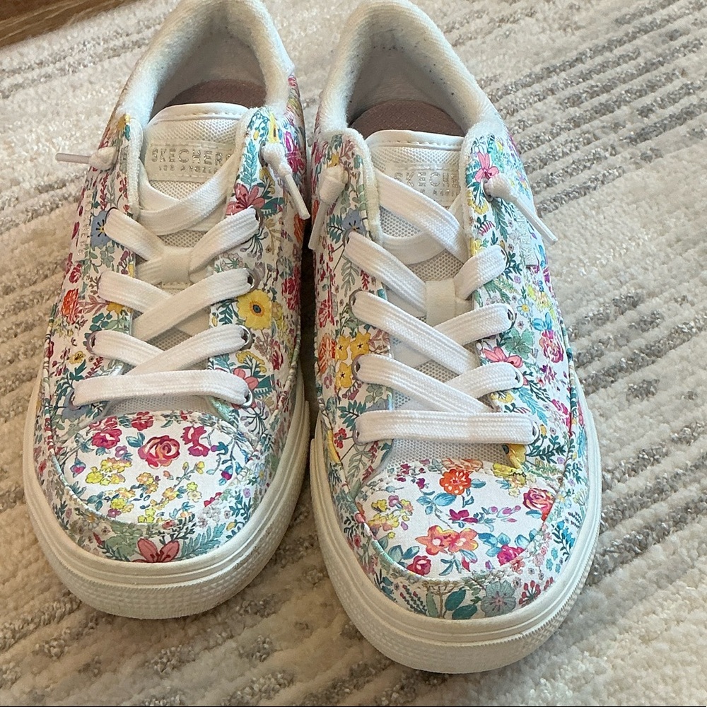Skechers Women’s Floral Sneakers - White with Multi-Color
